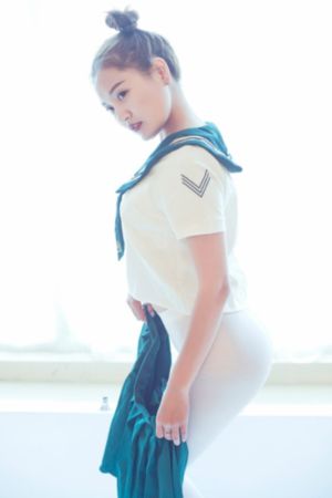 25岁女高中相亲对象翻译英语樱花