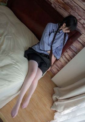 《漂亮的女邻居3》